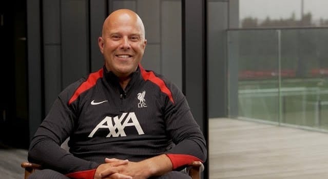 Building a Winning Team: Lessons in Strategy Execution from the Locker Room to the Boardroom